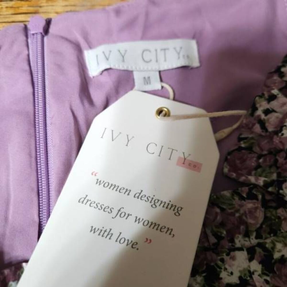 NWT Ivy city co Olivia dress In Purple Floral Sz Medium - Picture 3 of 4